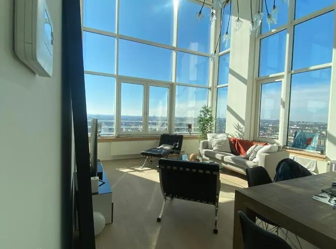 Private Room On An Espectacular And Unique View Shared Flat